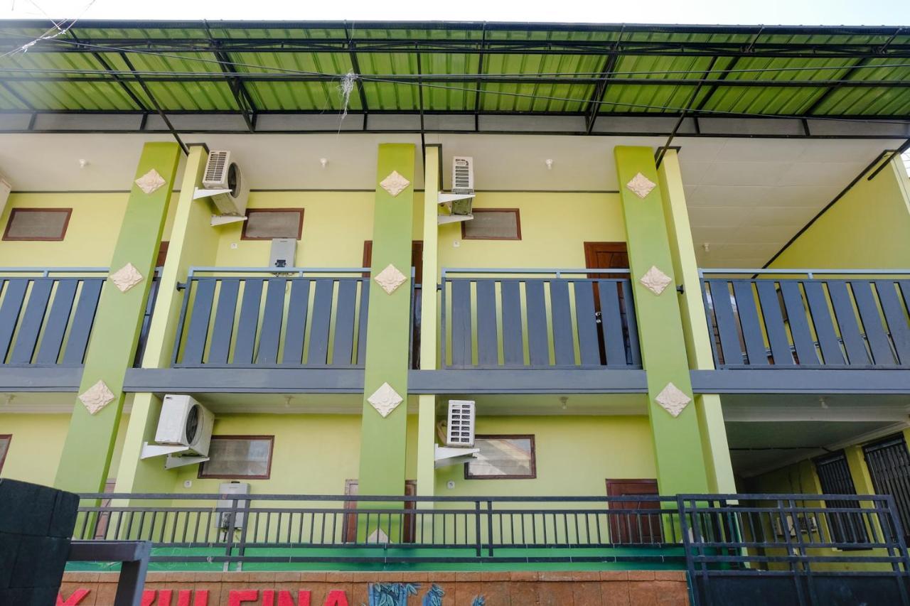Zulfina Homestay Syariah Mitra Reddoorz Banyuwangi  Exterior foto